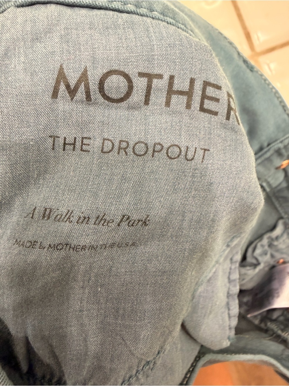 MOTHER The Drop out Jeans in A walk in the park 0193 - Picture 3 of 4